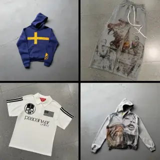 Hoodie mit Grafikprint „Peace in War“